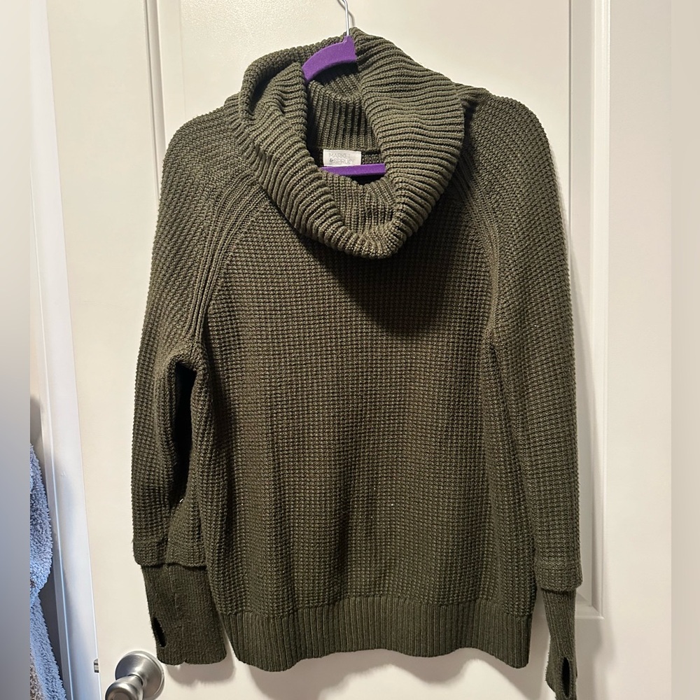 Market & Spruce Sharon Cowl Neck Waffle Stitch  sweater. Olive green/LP